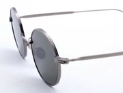 A side view of the LGR Reunion Metal in Silver Antiqued 06/Grey - zoomed in on frame rim.